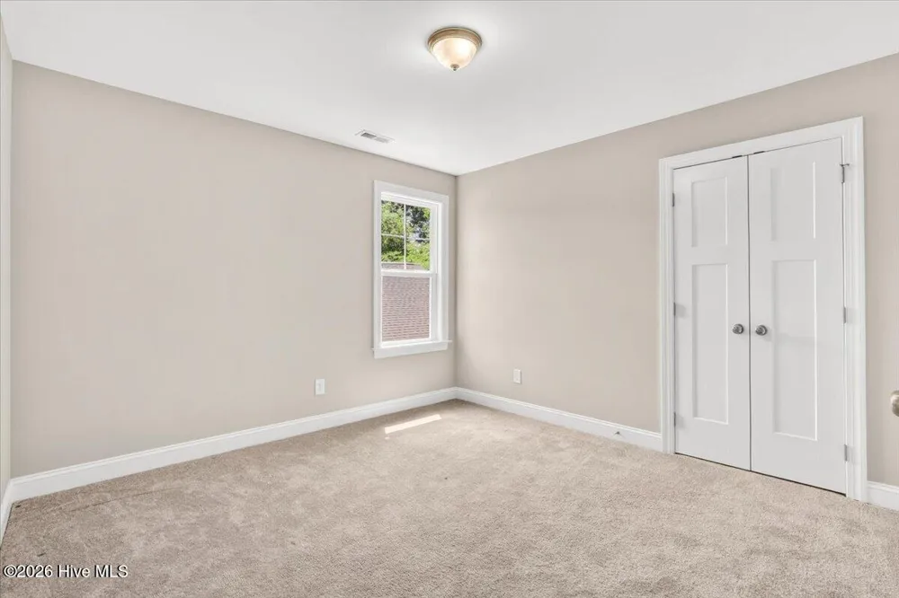 706 S Pollock Street Selma, NC 27576