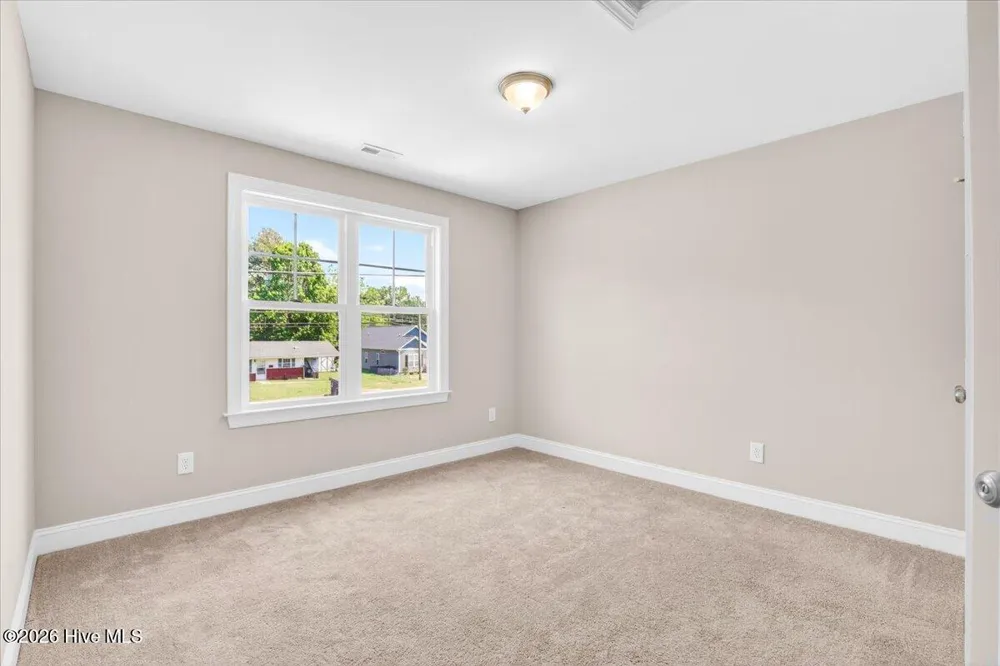 706 S Pollock Street Selma, NC 27576