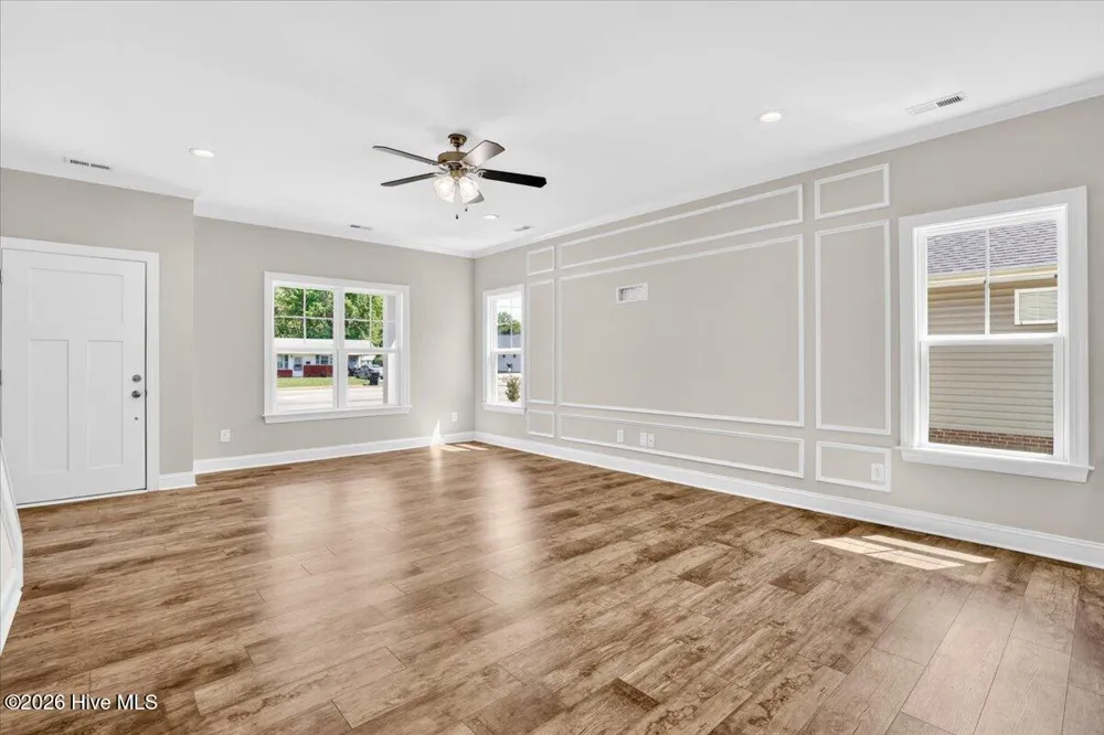 706 S Pollock Street Selma, NC 27576