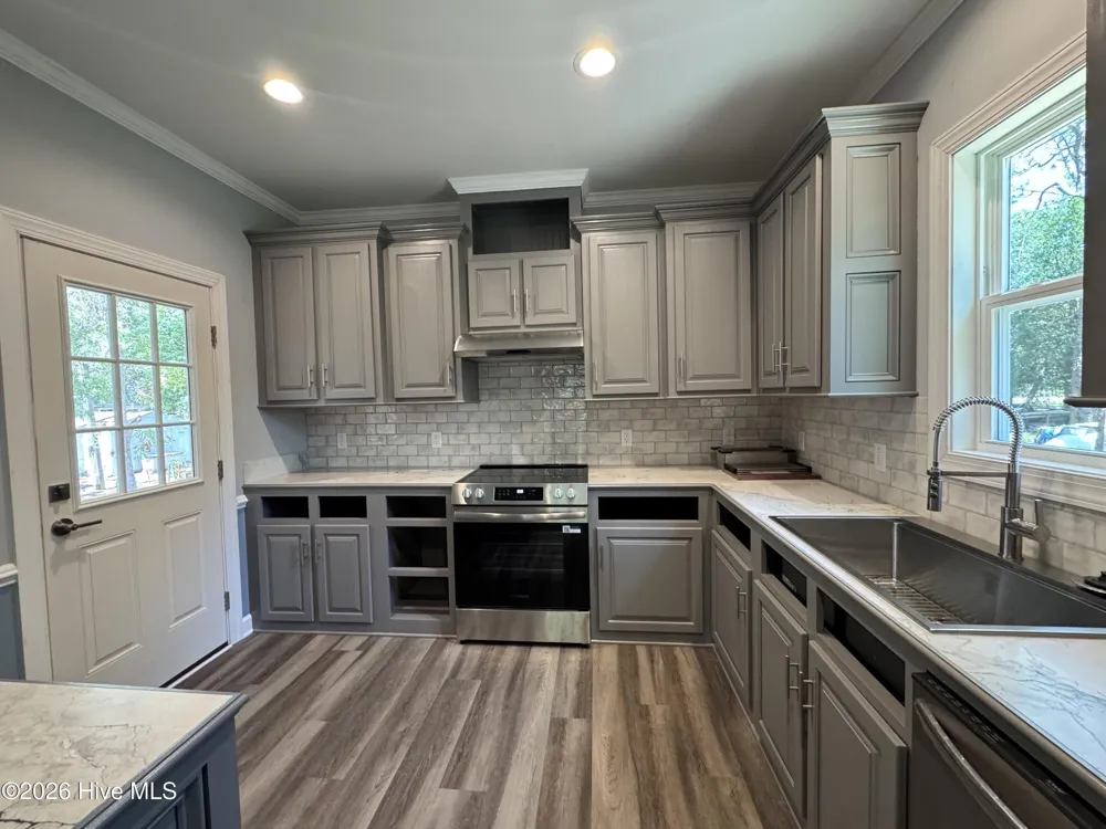 142 Redwood Road Boiling Spring Lakes, NC 28461