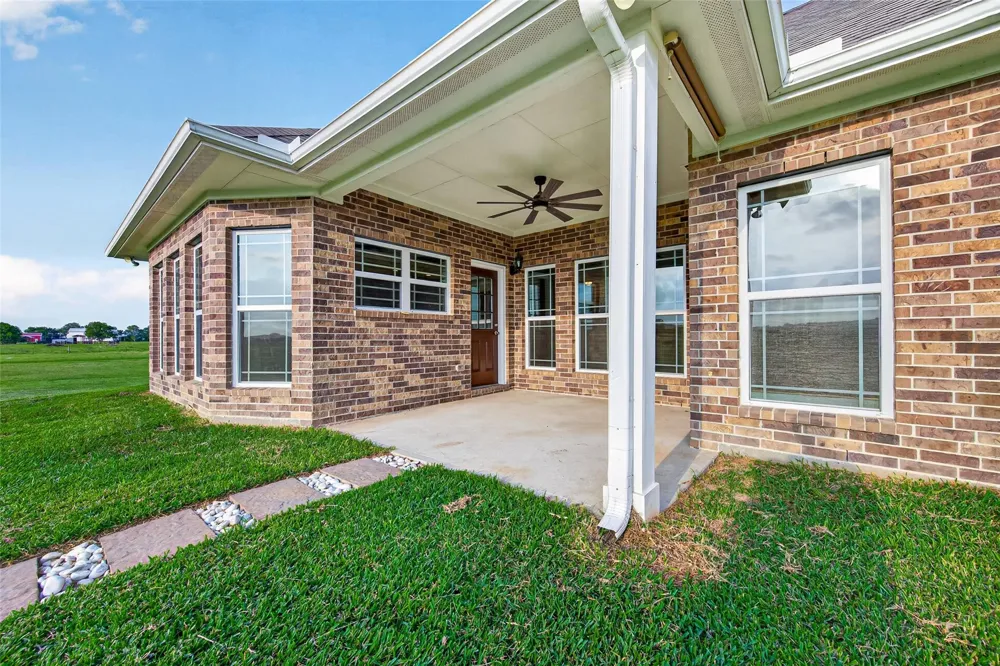 13506 Moody Road Needville, TX 77461