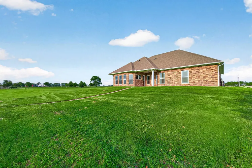 13506 Moody Road Needville, TX 77461