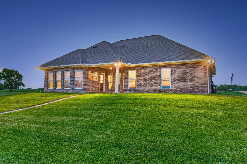 13506 Moody Road Needville, TX 77461