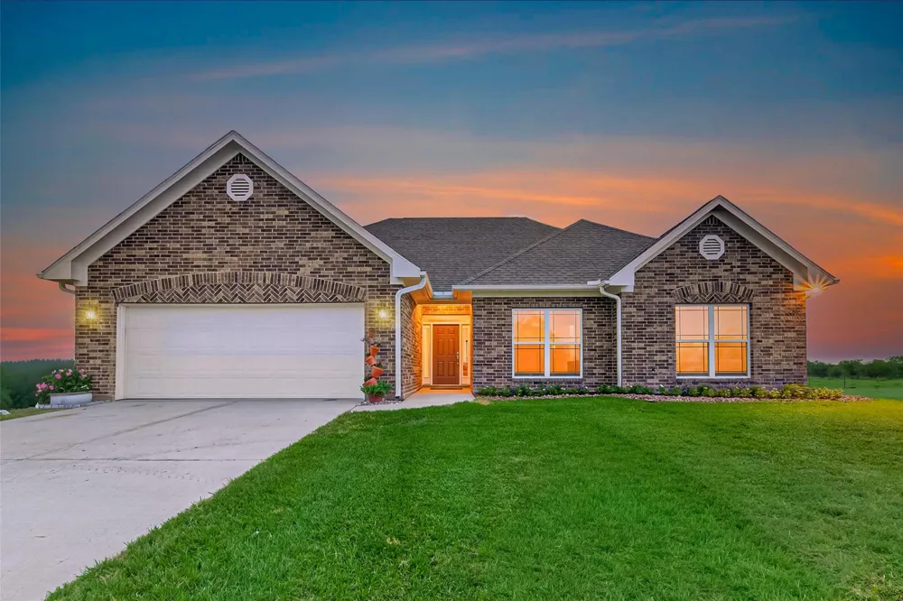 13506 Moody Road Needville, TX 77461
