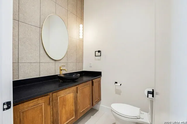 10009 BASILONE RDG San Antonio, TX 78255