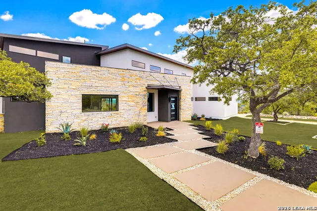 10009 BASILONE RDG San Antonio, TX 78255
