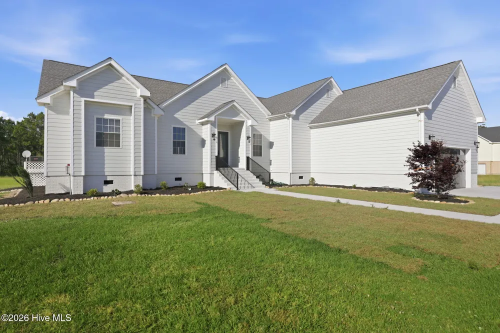 117 E Dowry Creek Belhaven, NC 27810