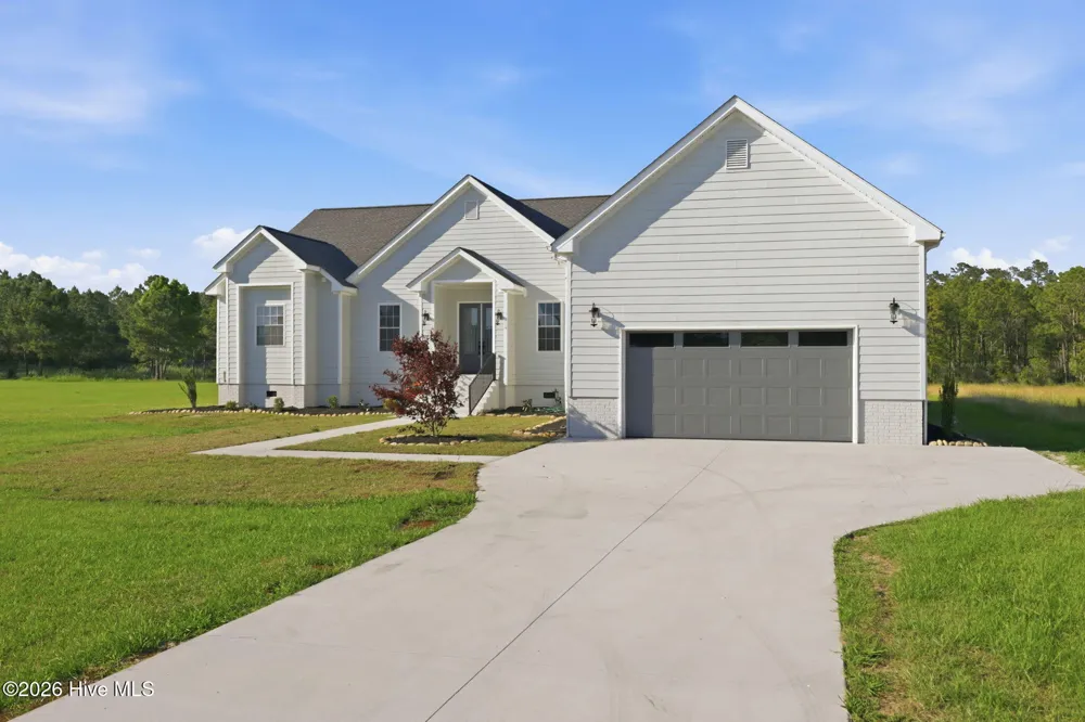 117 E Dowry Creek Belhaven, NC 27810
