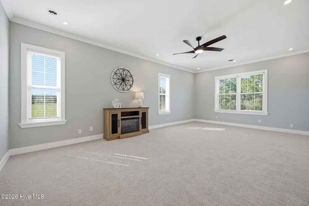 117 E Dowry Creek Belhaven, NC 27810