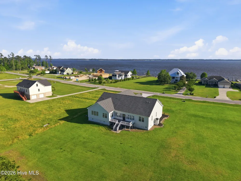 117 E Dowry Creek Belhaven, NC 27810