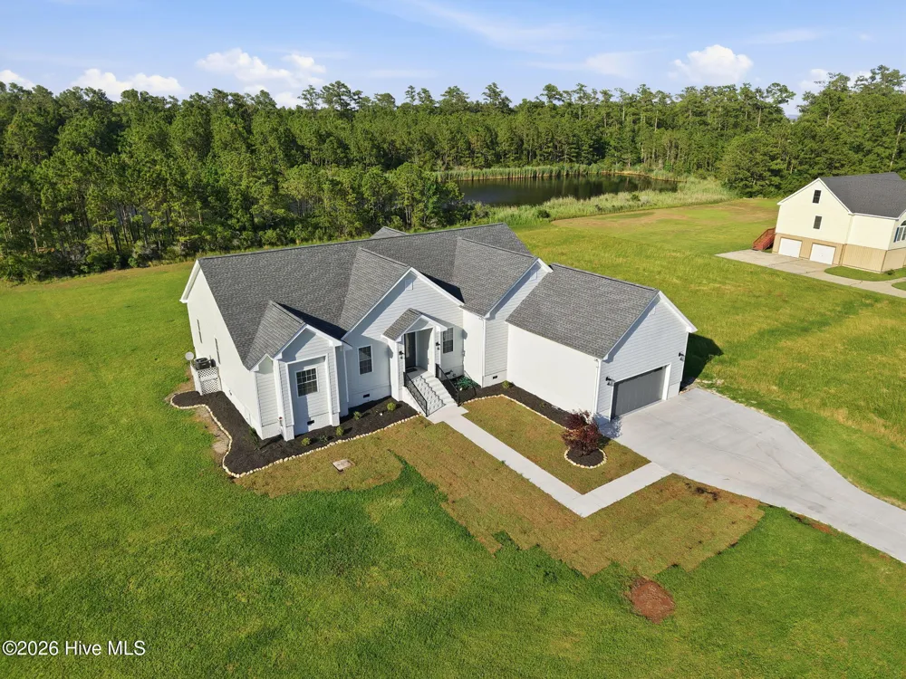 117 E Dowry Creek Belhaven, NC 27810