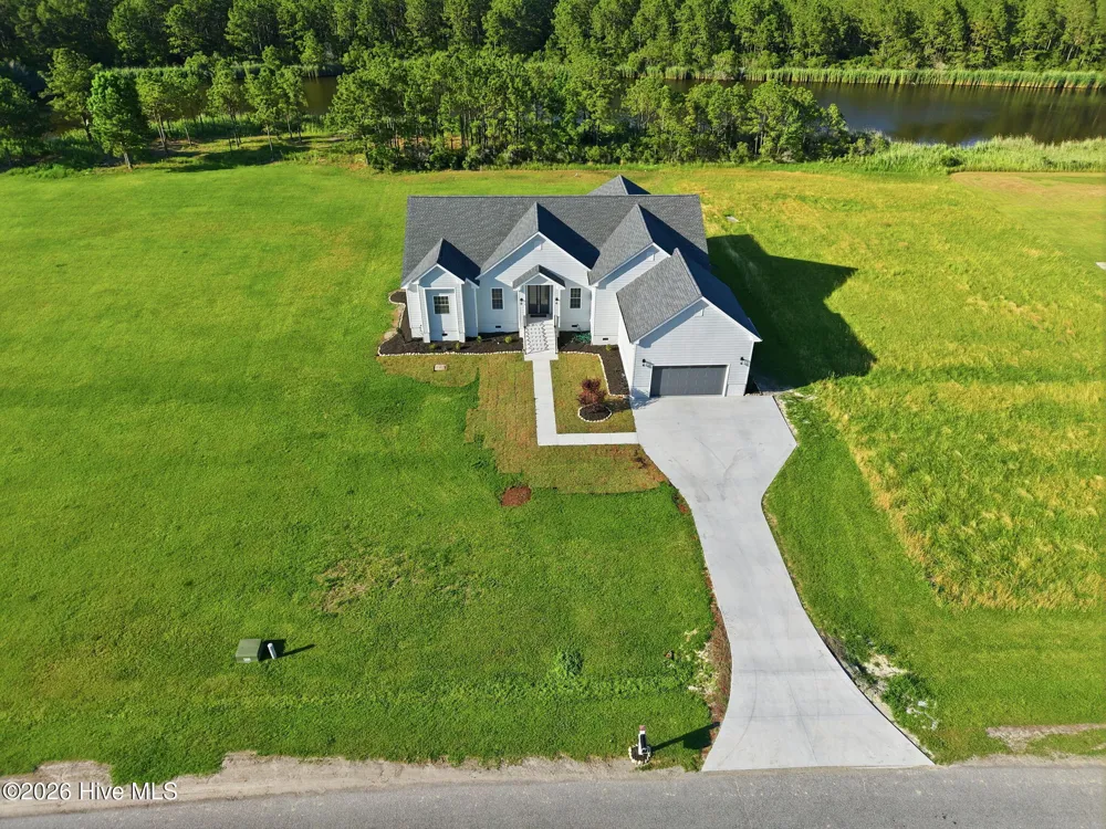 117 E Dowry Creek Belhaven, NC 27810
