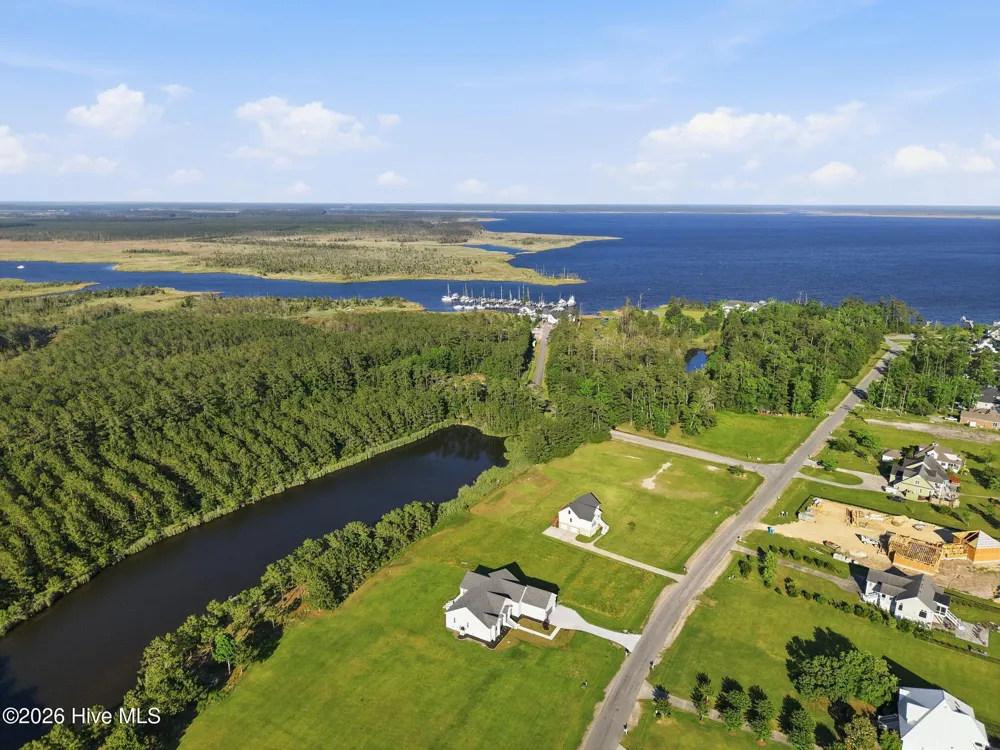 117 E Dowry Creek Belhaven, NC 27810