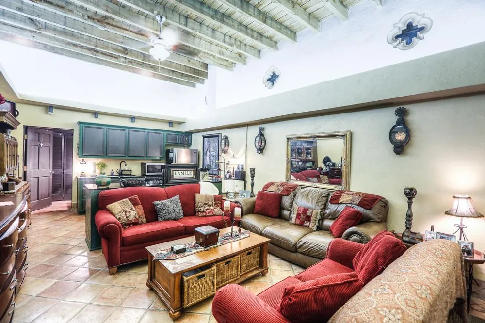 614 Pine Gully Road Seabrook, TX 77586
