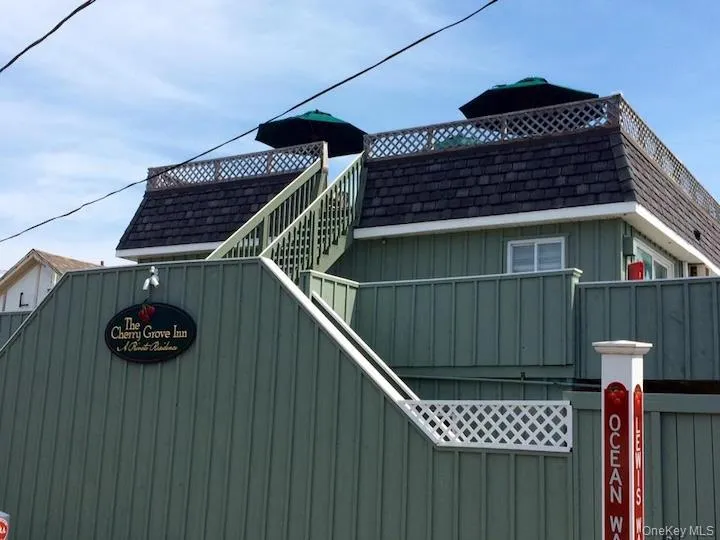 176 Ocean #9 Cherry Grove, NY 11782