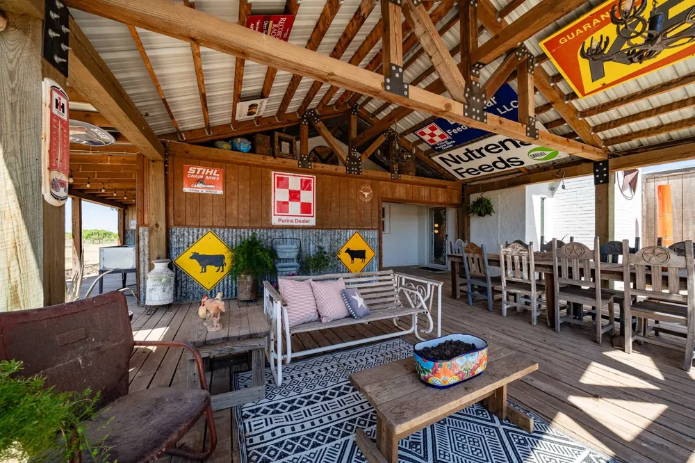 165 Jefferson Avenue Sagerton, TX 79548