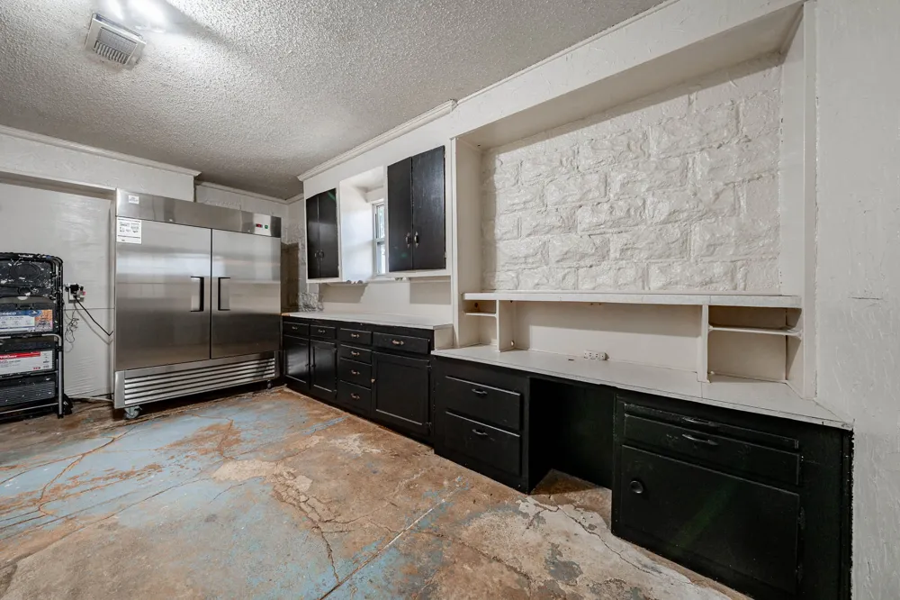 165 Jefferson Avenue Sagerton, TX 79548