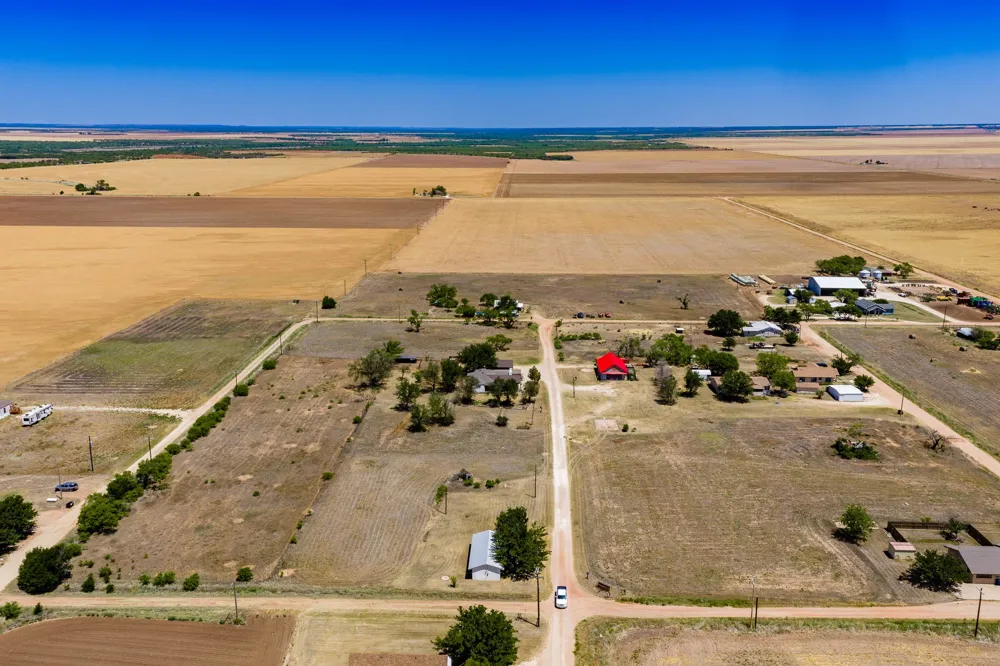 165 Jefferson Avenue Sagerton, TX 79548