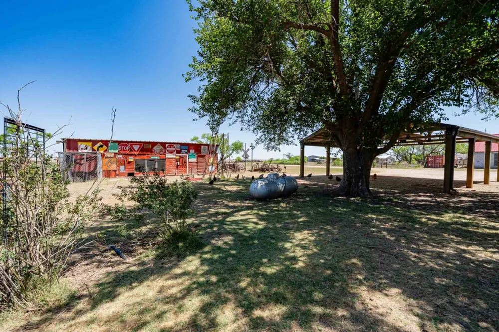 165 Jefferson Avenue Sagerton, TX 79548