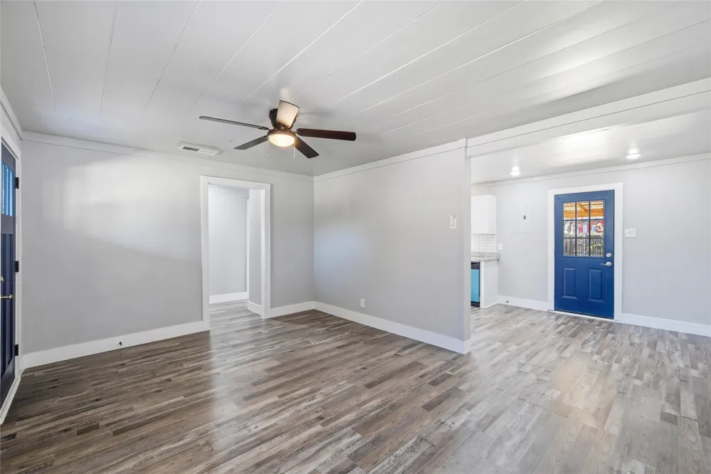 204 E Fowler Avenue Killeen, TX 76541