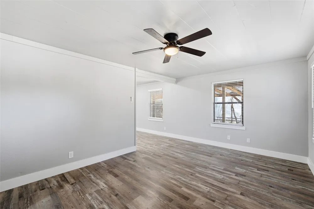204 E Fowler Avenue Killeen, TX 76541