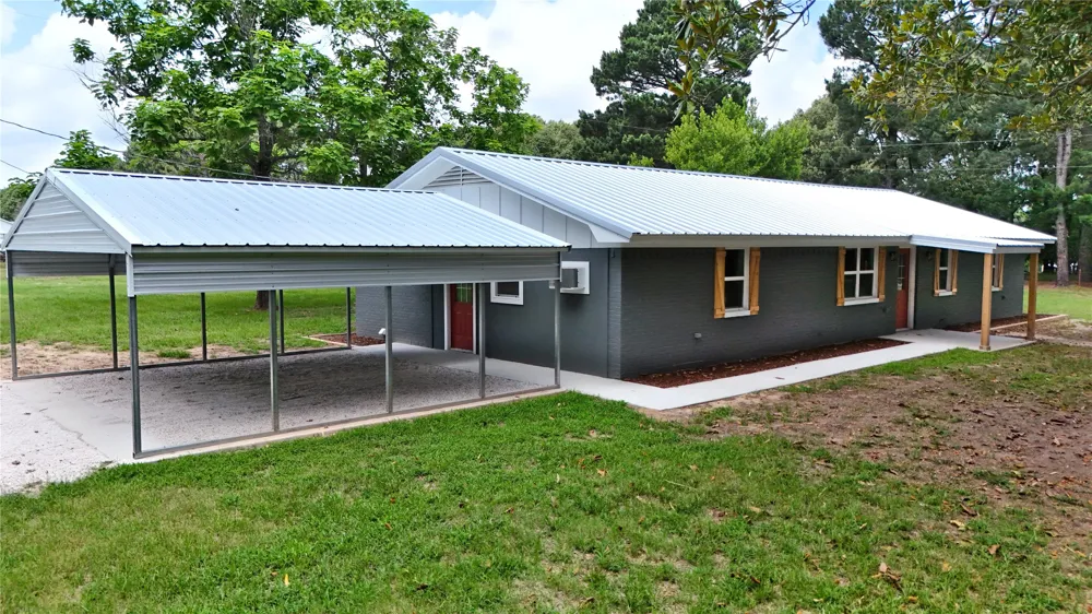 2096 County Road 4817 Athens, TX 75752