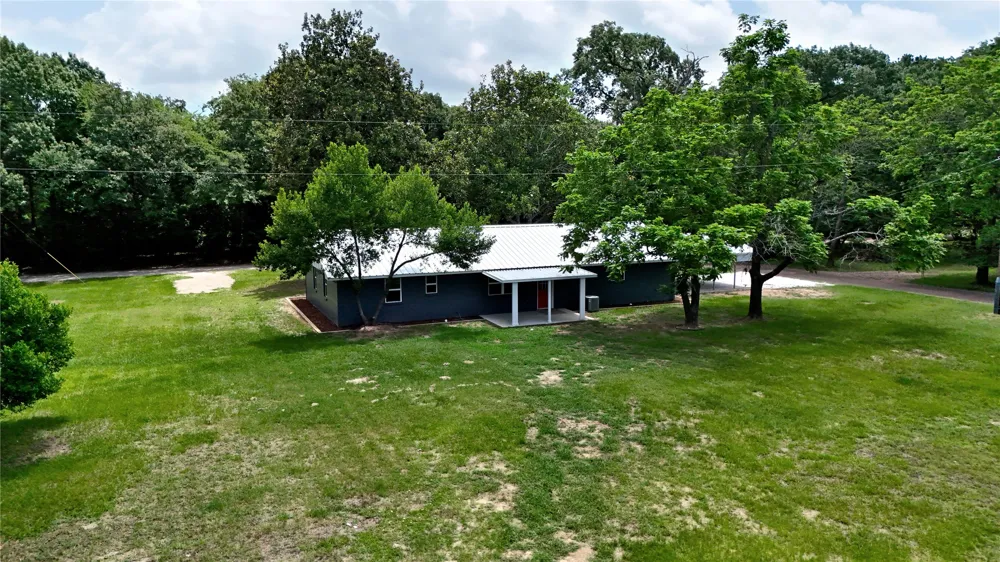 2096 County Road 4817 Athens, TX 75752