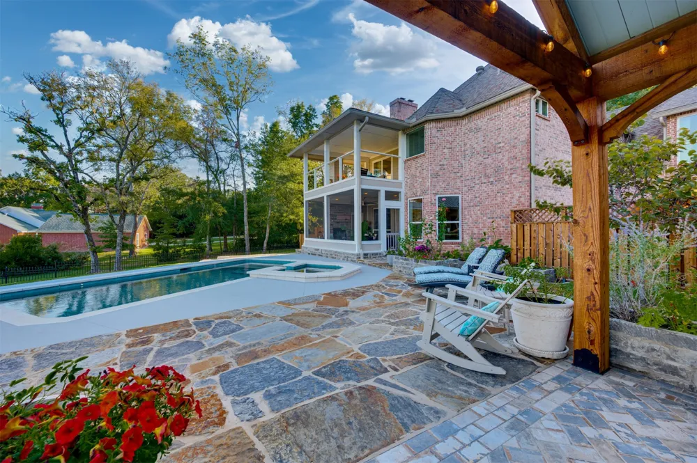 2001 Rose Pointe Athens, TX 75752