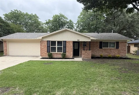 102 Cherokee Circle