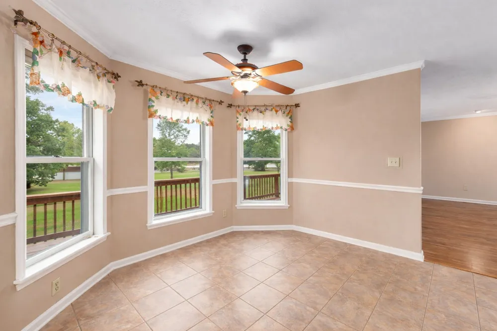 812 Pipkin Rd Jackson, TN 38305