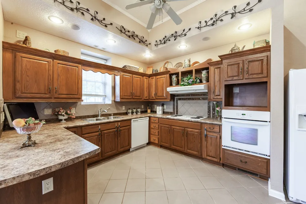 812 Pipkin Rd Jackson, TN 38305