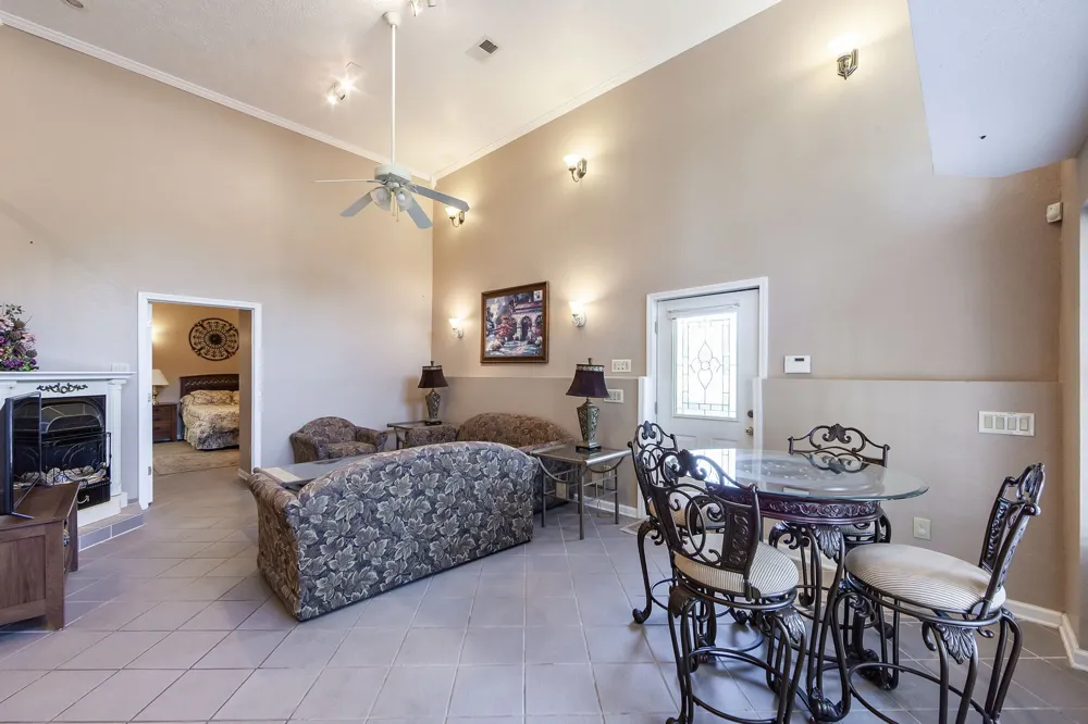812 Pipkin Rd Jackson, TN 38305