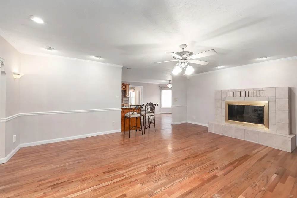812 Pipkin Rd Jackson, TN 38305