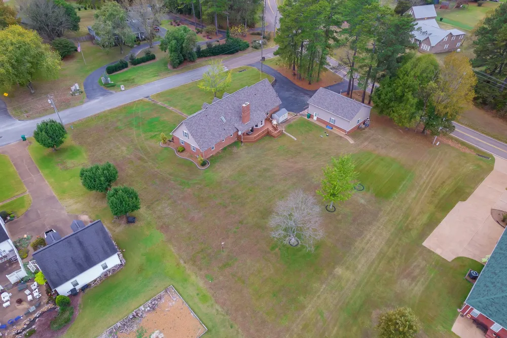 812 Pipkin Rd Jackson, TN 38305