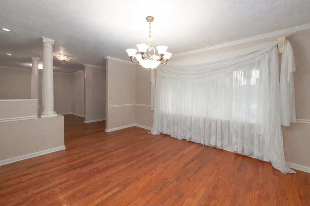 812 Pipkin Rd Jackson, TN 38305
