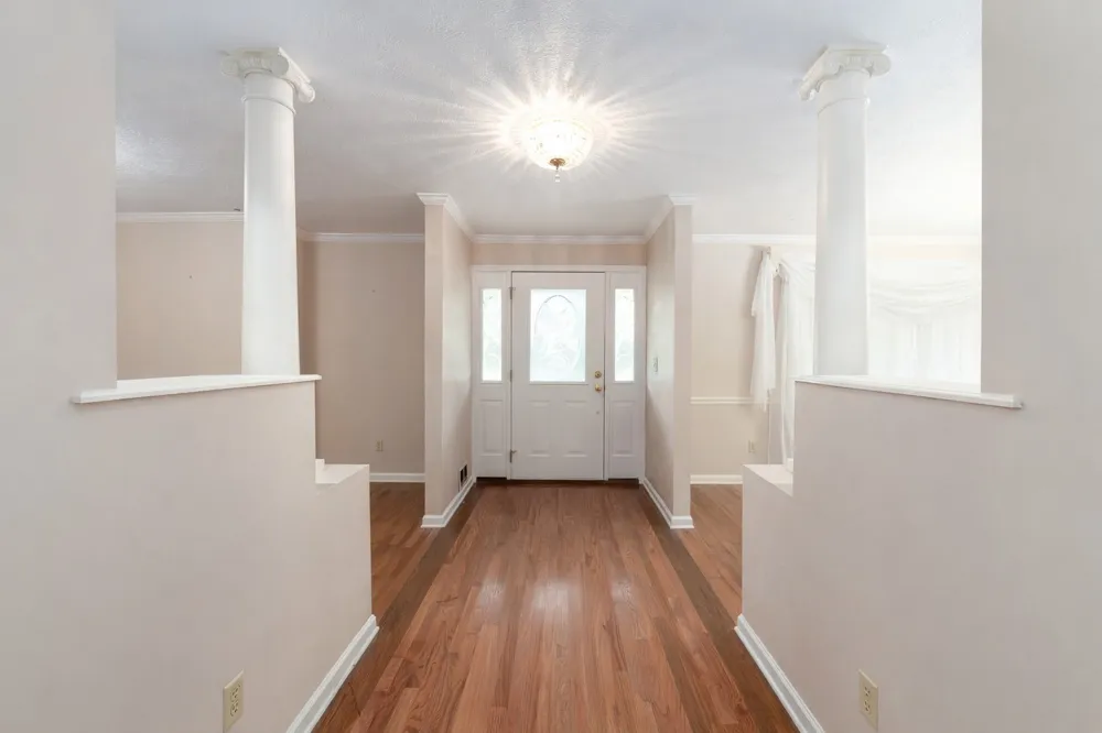 812 Pipkin Rd Jackson, TN 38305