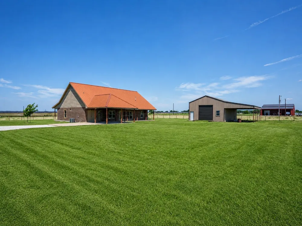 1872 County Road 329 Gainesville, TX 76240