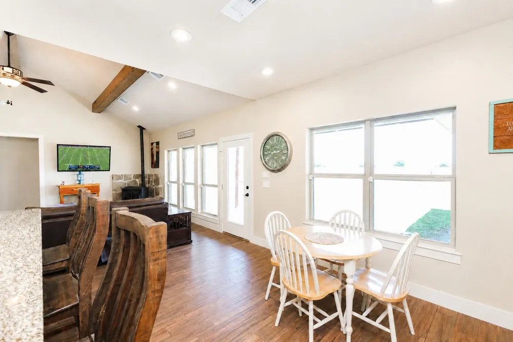1872 County Road 329 Gainesville, TX 76240