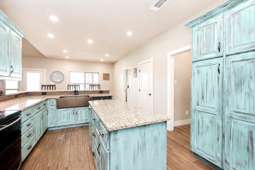 1872 County Road 329 Gainesville, TX 76240