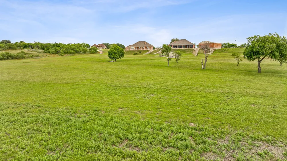 661 Comanche Lake Road Comanche, TX 76442