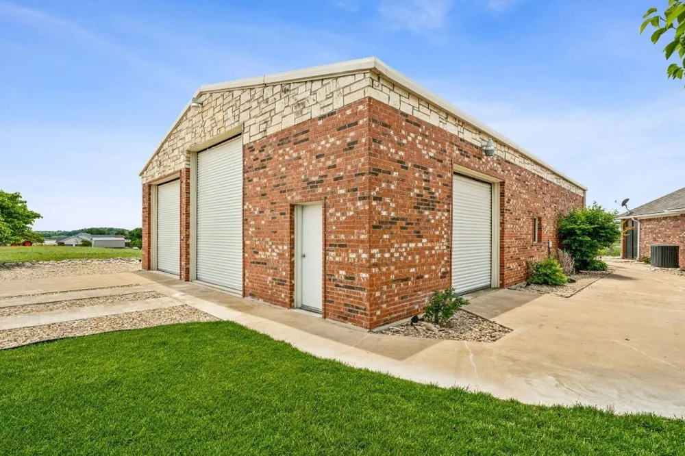 641 Comanche Lake Road Comanche, TX 76442