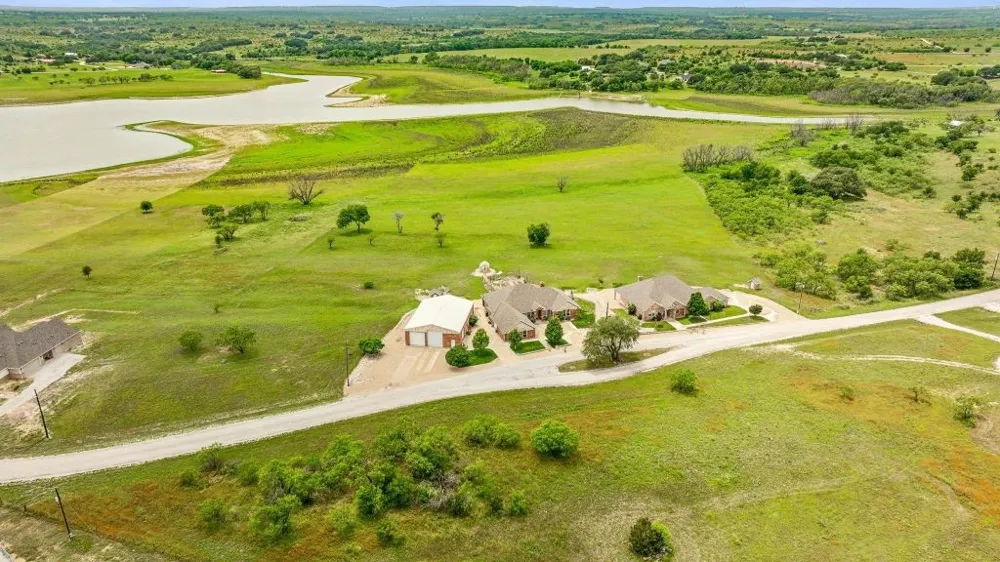641 Comanche Lake Road Comanche, TX 76442