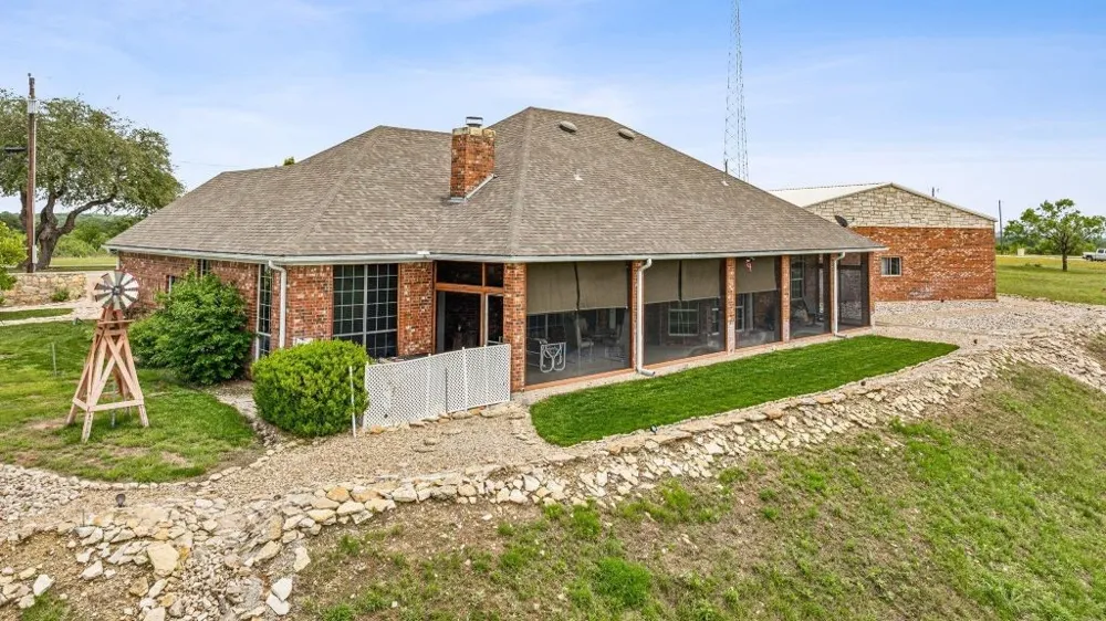641 Comanche Lake Road Comanche, TX 76442