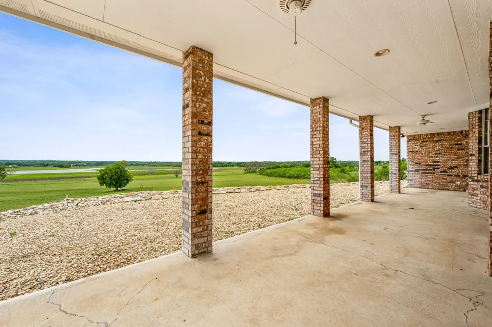 651 Comanche Lake Road Comanche, TX 76442