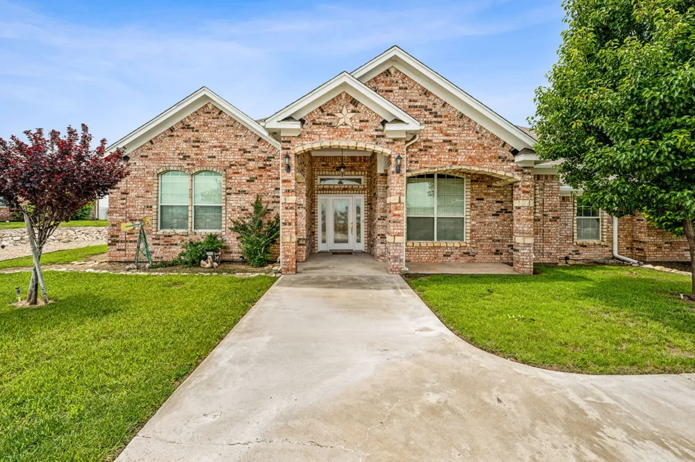 651 Comanche Lake Road Comanche, TX 76442