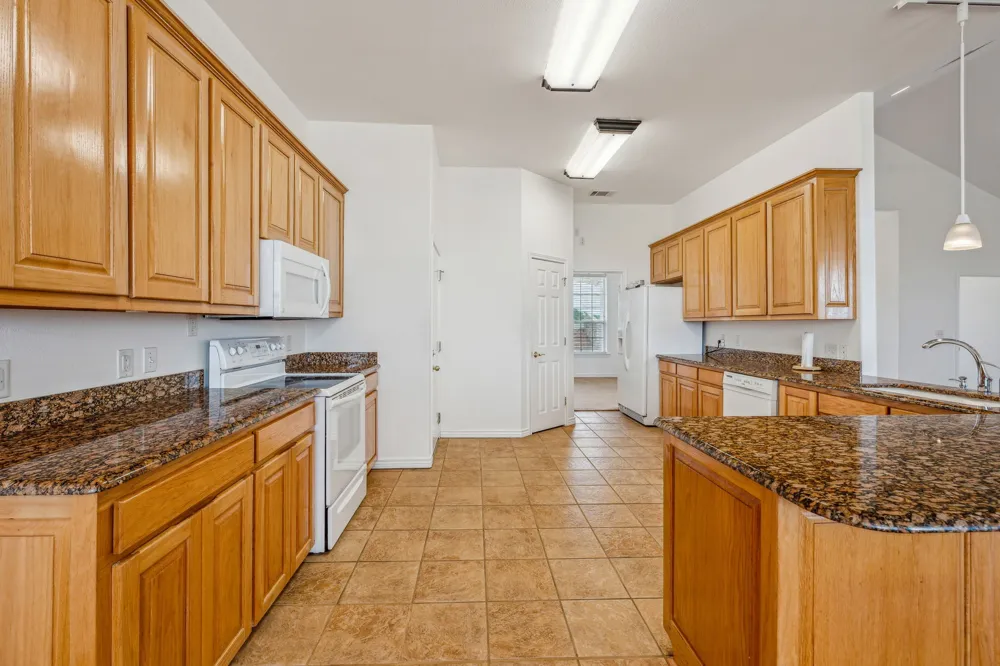 651 Comanche Lake Road Comanche, TX 76442