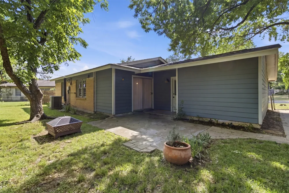 3408 Hanover Lane Irving, TX 75062