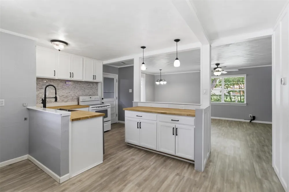 3408 Hanover Lane Irving, TX 75062