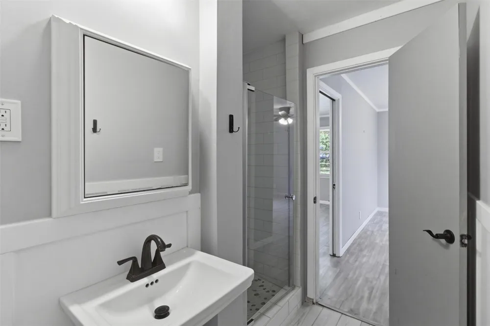 3408 Hanover Lane Irving, TX 75062
