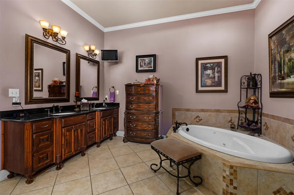 520 Canterbury Lane Bossier City, LA 71111